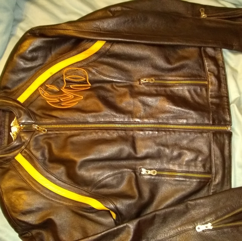 Like new women Harley jacket size small